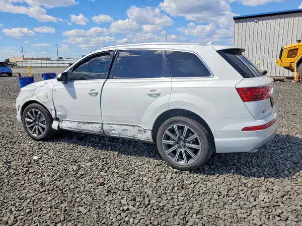 WA1LAAF74HD000506 2017 AUDI Q7 - Image 2