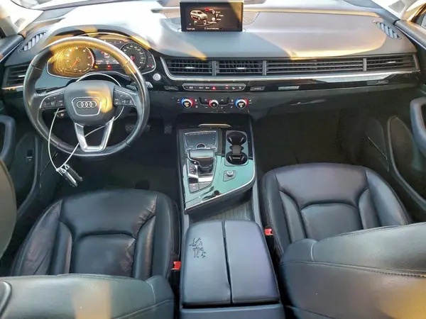 WA1LAAF74HD001350 2017 AUDI Q7 - Image 8