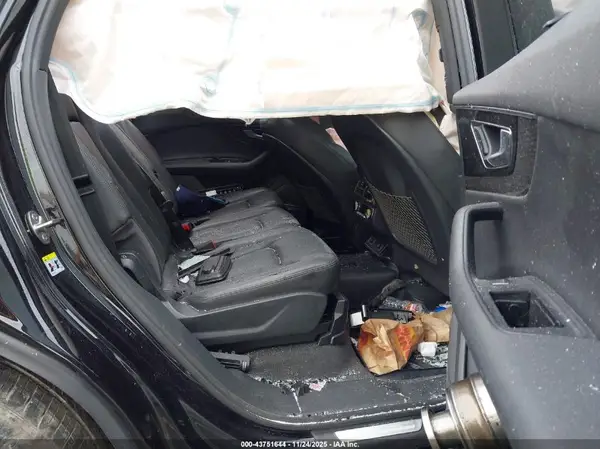 WA1LAAF74HD016253 2017 AUDI Q7 - Image 8