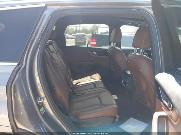 WA1LAAF74HD019900 2017 AUDI Q7 - Image 8