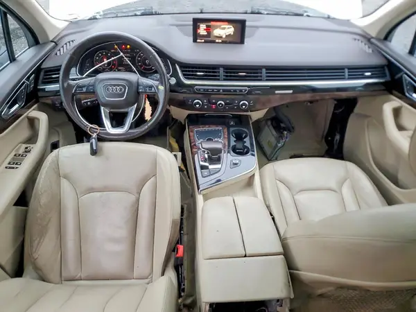 WA1LAAF74HD021159 2017 AUDI Q7 - Image 8