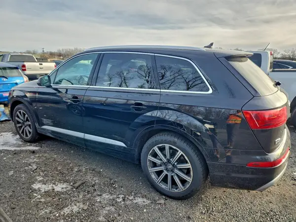 WA1LAAF74HD022778 2017 AUDI Q7 - Image 2