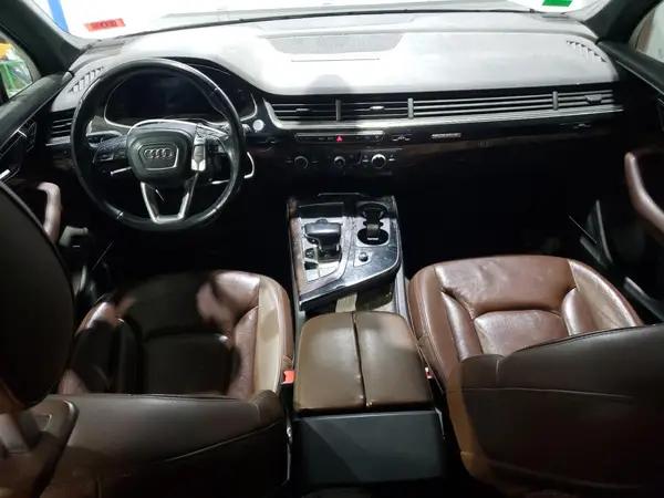 WA1LAAF74HD025759 2017 AUDI Q7 - Image 8