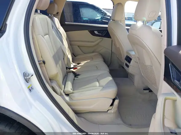 WA1LAAF74HD029245 2017 AUDI Q7 - Image 8