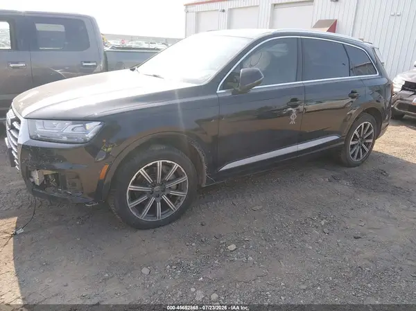 WA1LAAF74HD033165 2017 AUDI Q7 - Image 2