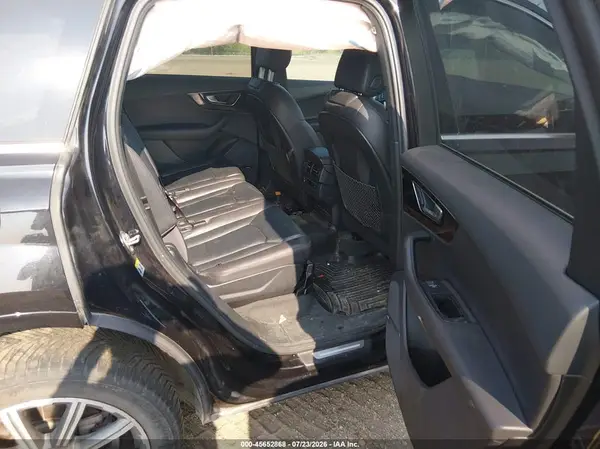 WA1LAAF74HD033165 2017 AUDI Q7 - Image 8