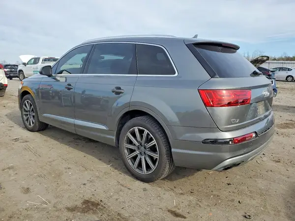 WA1LAAF74HD038348 2017 AUDI Q7 - Image 2