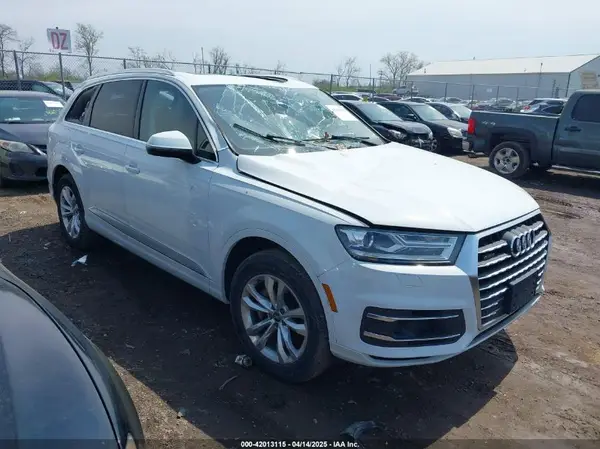 WA1LAAF74HD043775 2017 AUDI Q7 - Image 1