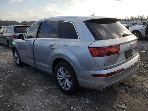 WA1LAAF74HD045509 2017 AUDI Q7 - Image 2
