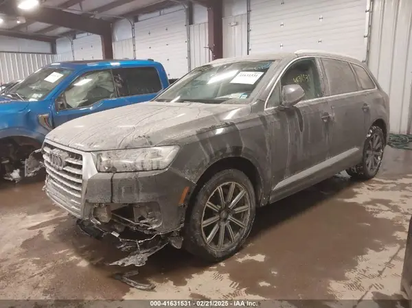 WA1LAAF74HD052993 2017 AUDI Q7 - Image 2