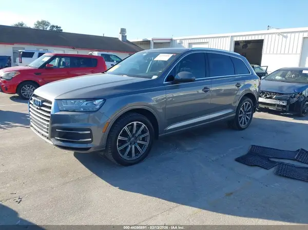 WA1LAAF74HD058826 2017 AUDI Q7 - Image 2