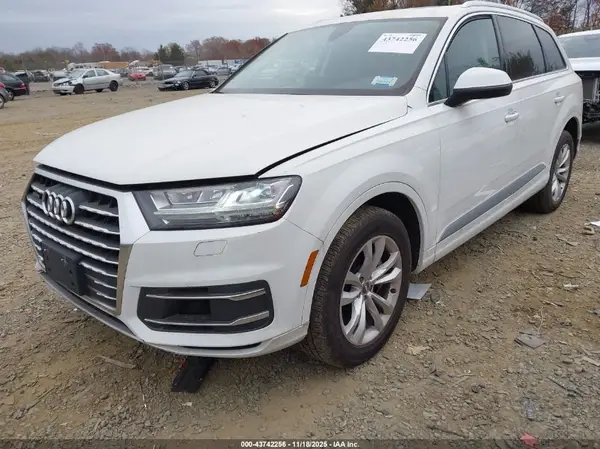 WA1LAAF74JD002648 2018 AUDI Q7 - Image 2