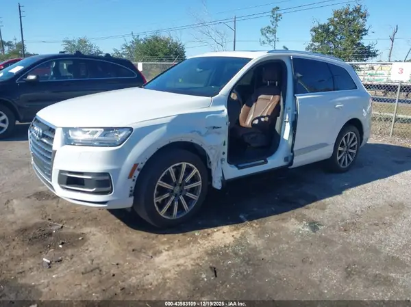 WA1LAAF74JD011396 2018 AUDI Q7 - Image 2