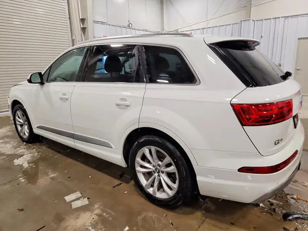 WA1LAAF74JD022656 2018 AUDI Q7 - Image 2