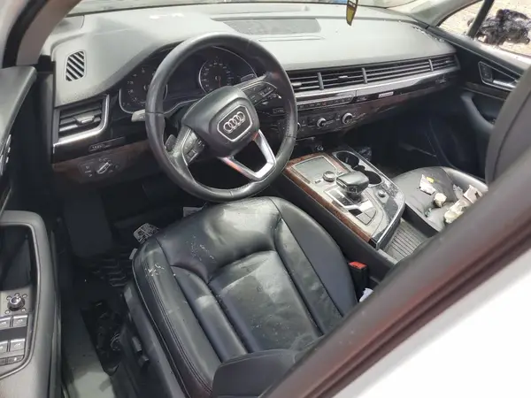 WA1LAAF74JD025573 2018 AUDI Q7 - Image 8