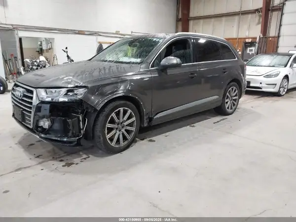 WA1LAAF74JD033110 2018 AUDI Q7 - Image 2