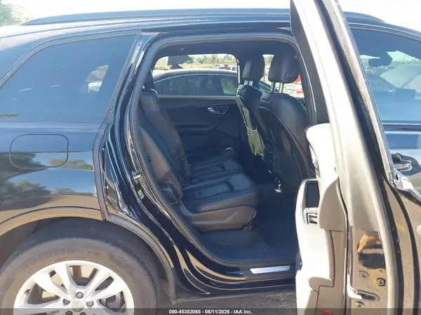 WA1LAAF74JD041739 2018 AUDI Q7 - Image 8
