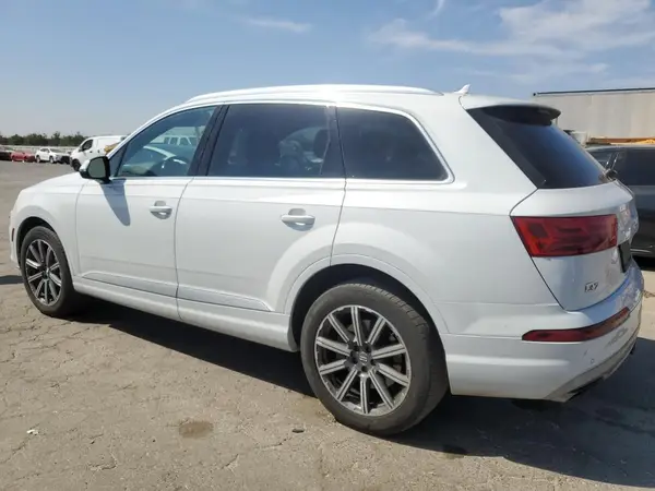 WA1LAAF74JD045922 2018 AUDI Q7 - Image 2