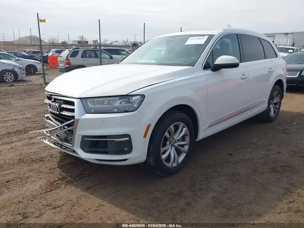 WA1LAAF74KD000707 2019 AUDI Q7 - Image 2