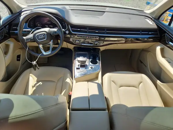 WA1LAAF74KD011190 2019 AUDI Q7 - Image 8