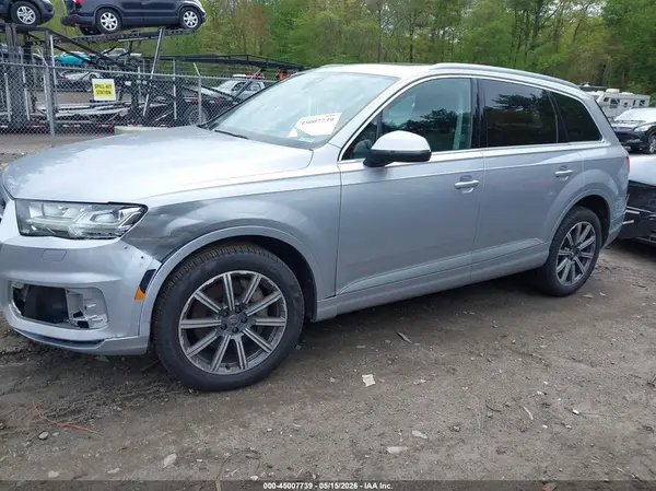 WA1LAAF74KD012579 2019 AUDI Q7 - Image 2