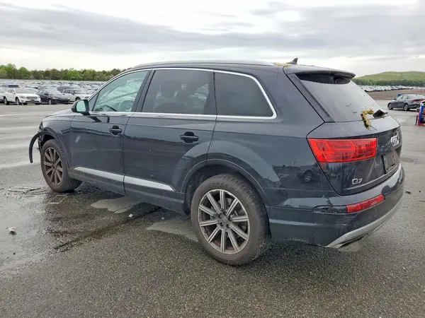 WA1LAAF74KD015062 2019 AUDI Q7 - Image 2