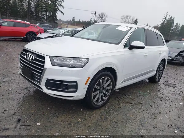 WA1LAAF74KD032881 2019 AUDI Q7 - Image 2