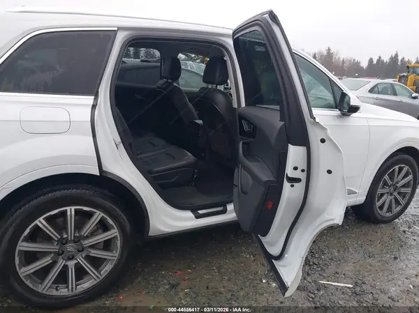 WA1LAAF74KD032881 2019 AUDI Q7 - Image 8