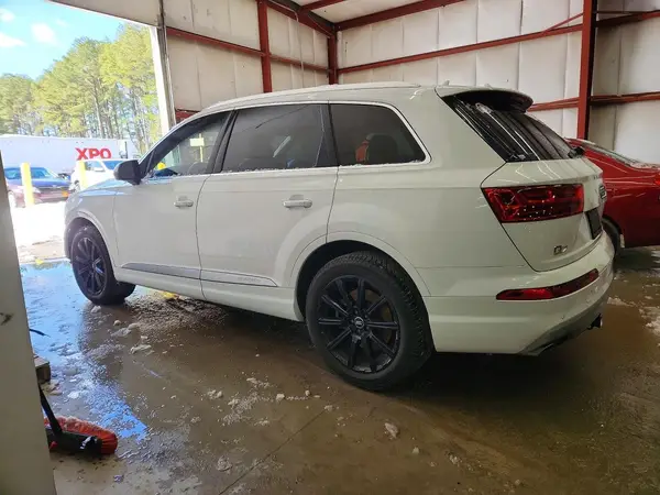 WA1LAAF74KD034212 2019 AUDI Q7 - Image 2