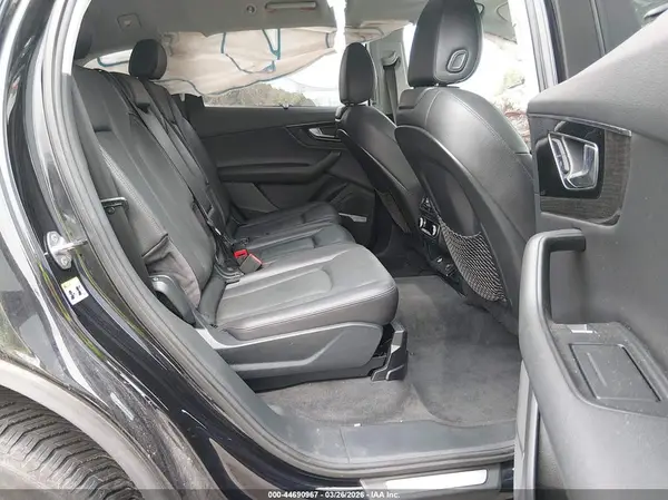 WA1LAAF75HD000420 2017 AUDI Q7 - Image 8