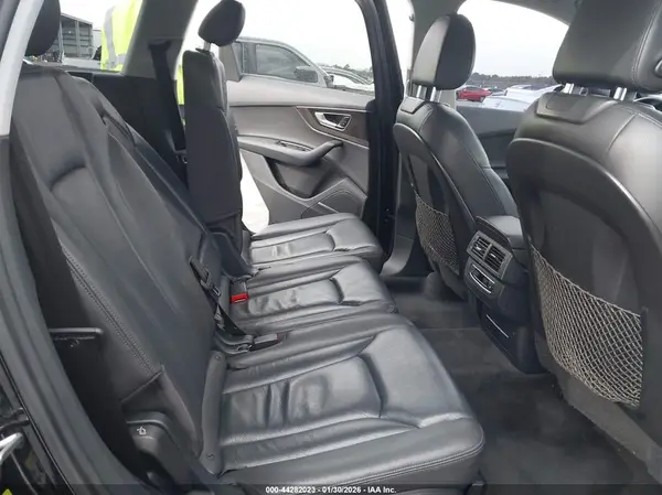 WA1LAAF75HD001826 2017 AUDI Q7 - Image 8