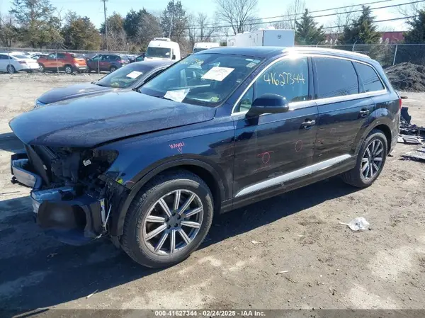 WA1LAAF75HD002295 2017 AUDI Q7 - Image 2