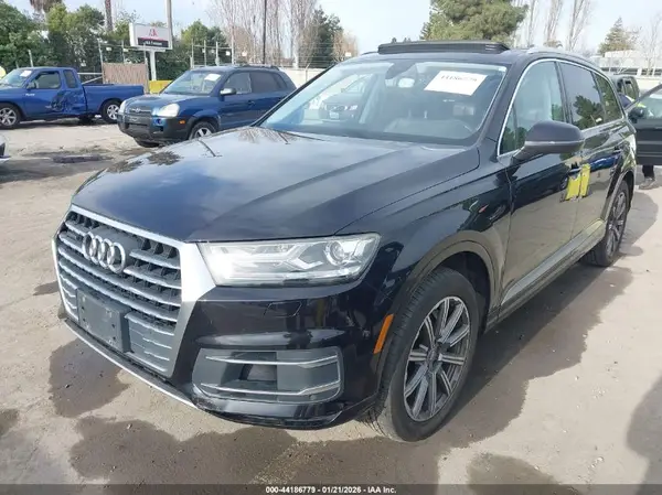 WA1LAAF75HD002619 2017 AUDI Q7 - Image 2