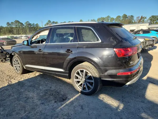 WA1LAAF75HD007206 2017 AUDI Q7 - Image 2