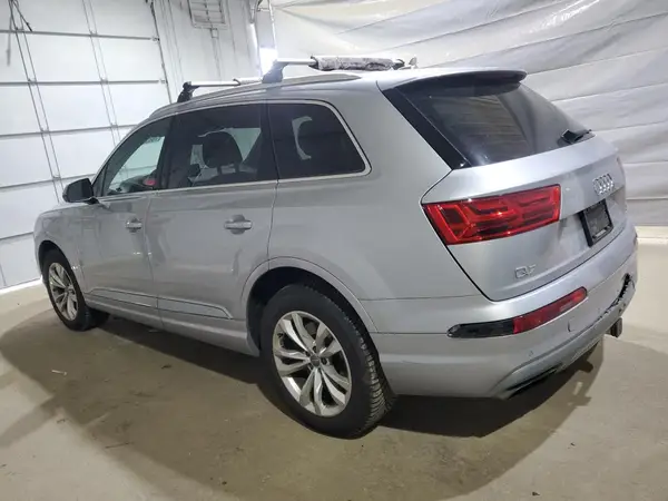 WA1LAAF75HD009067 2017 AUDI Q7 - Image 2