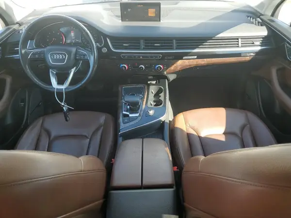 WA1LAAF75HD012048 2017 AUDI Q7 - Image 8