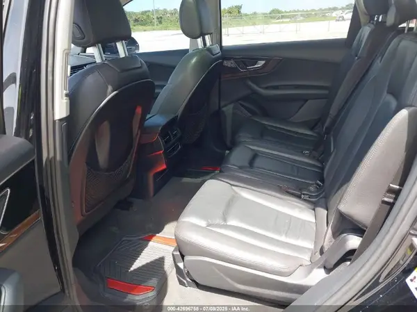 WA1LAAF75HD012700 2017 AUDI Q7 - Image 8