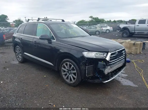 WA1LAAF75HD013846 2017 AUDI Q7 - Image 1