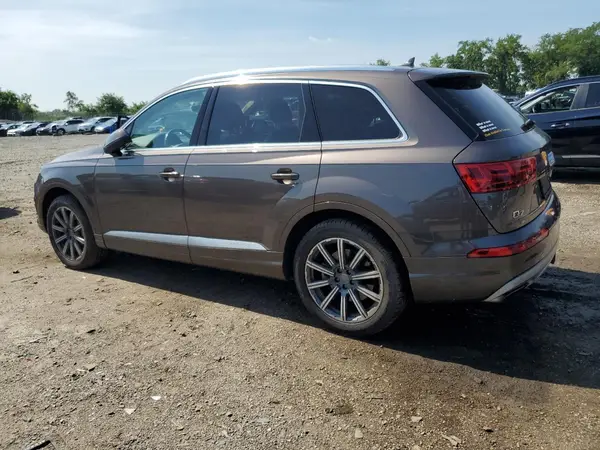WA1LAAF75HD015175 2017 AUDI Q7 - Image 2