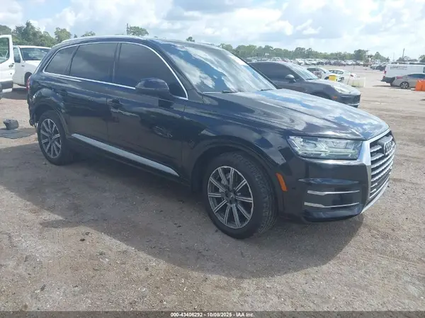 WA1LAAF75HD018030 2017 AUDI Q7 - Image 1