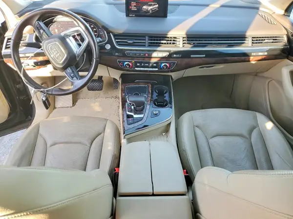 WA1LAAF75HD020568 2017 AUDI Q7 - Image 8