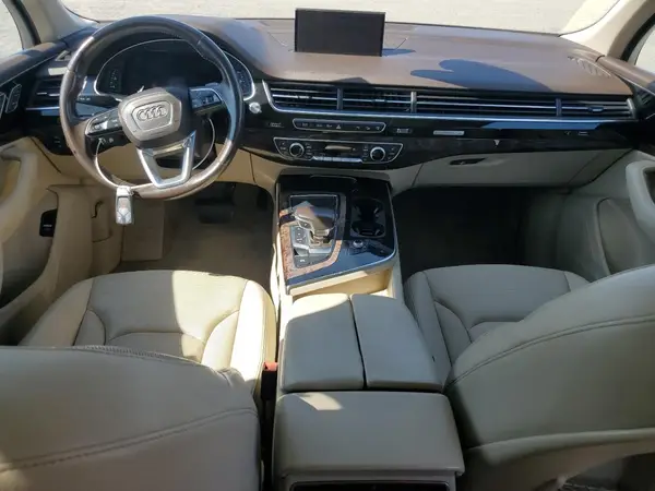 WA1LAAF75HD023552 2017 AUDI Q7 - Image 8