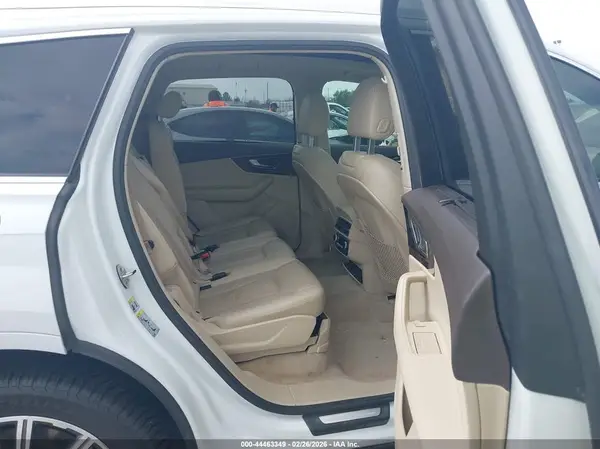 WA1LAAF75HD026032 2017 AUDI Q7 - Image 8