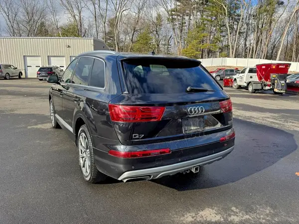 WA1LAAF75HD026287 2017 AUDI Q7 - Image 2