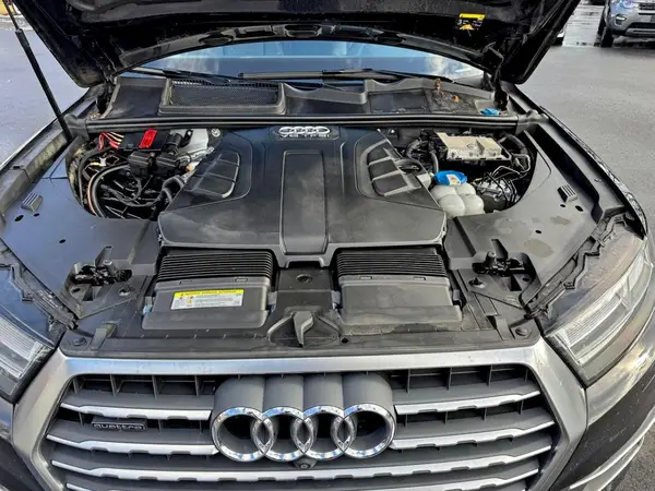 WA1LAAF75HD026287 2017 AUDI Q7 - Image 8