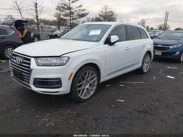 WA1LAAF75HD030243 2017 AUDI Q7 - Image 2