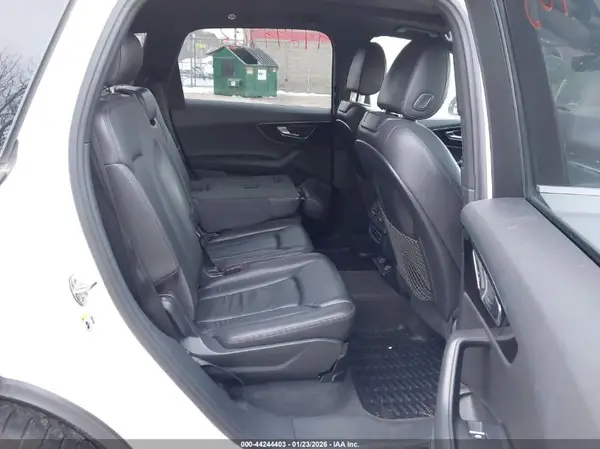 WA1LAAF75HD030937 2017 AUDI Q7 - Image 8
