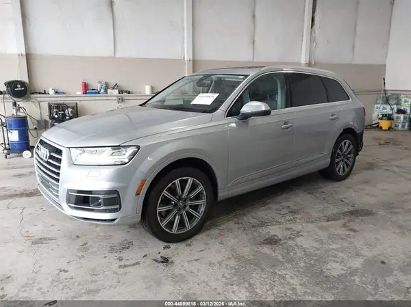 WA1LAAF75HD033398 2017 AUDI Q7 - Image 2