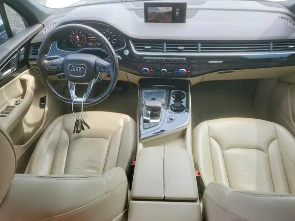 WA1LAAF75HD033692 2017 AUDI Q7 - Image 8