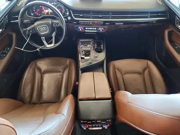 WA1LAAF75HD033899 2017 AUDI Q7 - Image 8